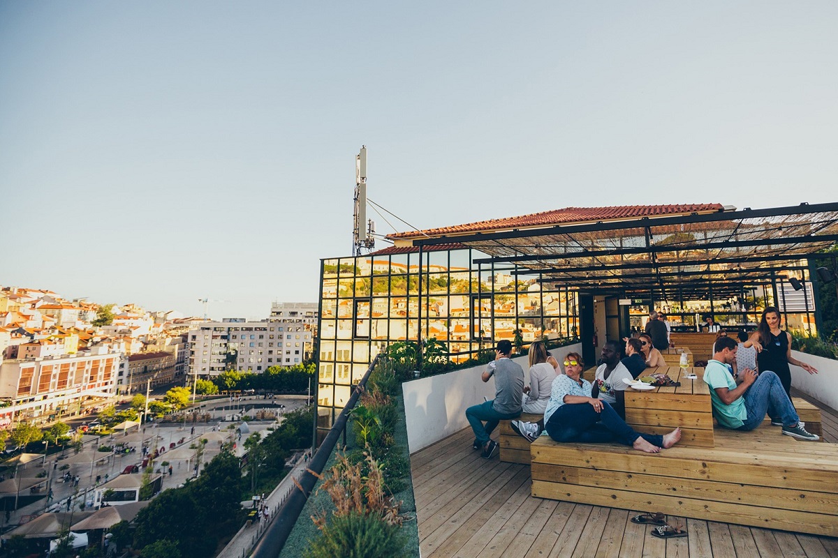 Le Top des Meilleurs Rooftop de Lisbonne - Le Topo Martim Moniz