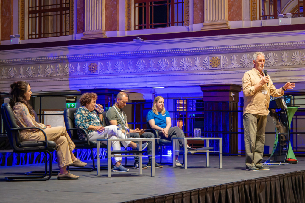 High-definition event photography covering panel discussions, workshops, and professional networking sessions.